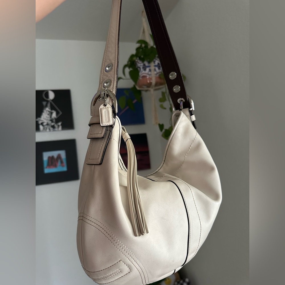 COACH Cream/White Hobo Shoulder Bag